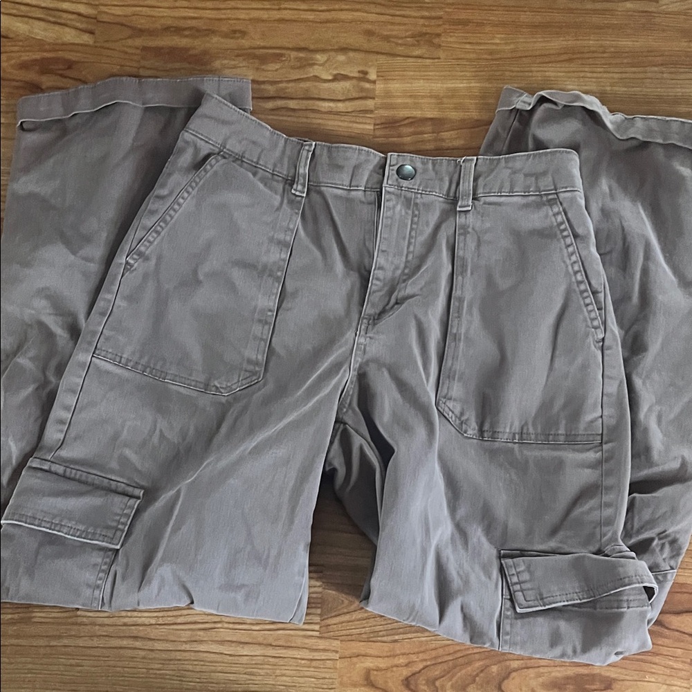 Women’s Brown Cargo Pants